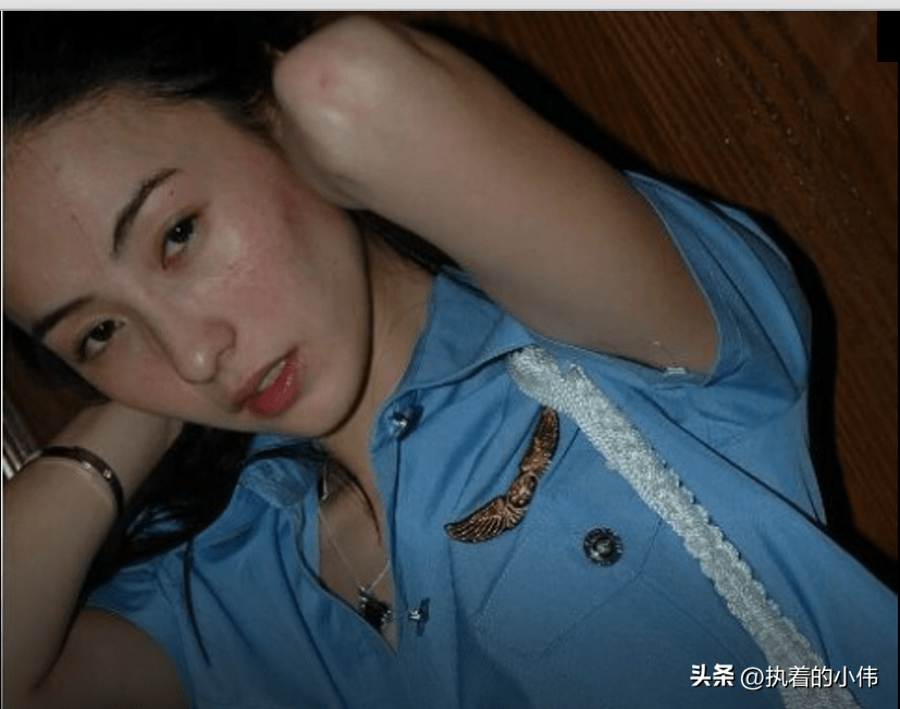 ����Ȧ��һ��Ů������ͩ���Ű�֥�ķ�������