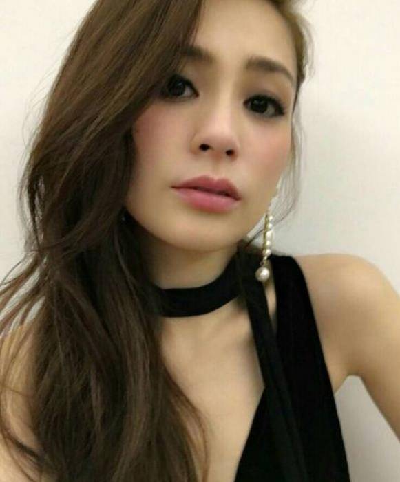 ��ϣ������������Ե�5��Ů�ˣ��е���Ȼ��·���е����� ...