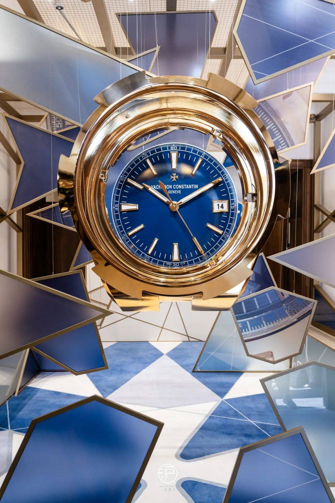 �ڰ�����԰,������ʫ���١��߼��Ʊ�֮��������