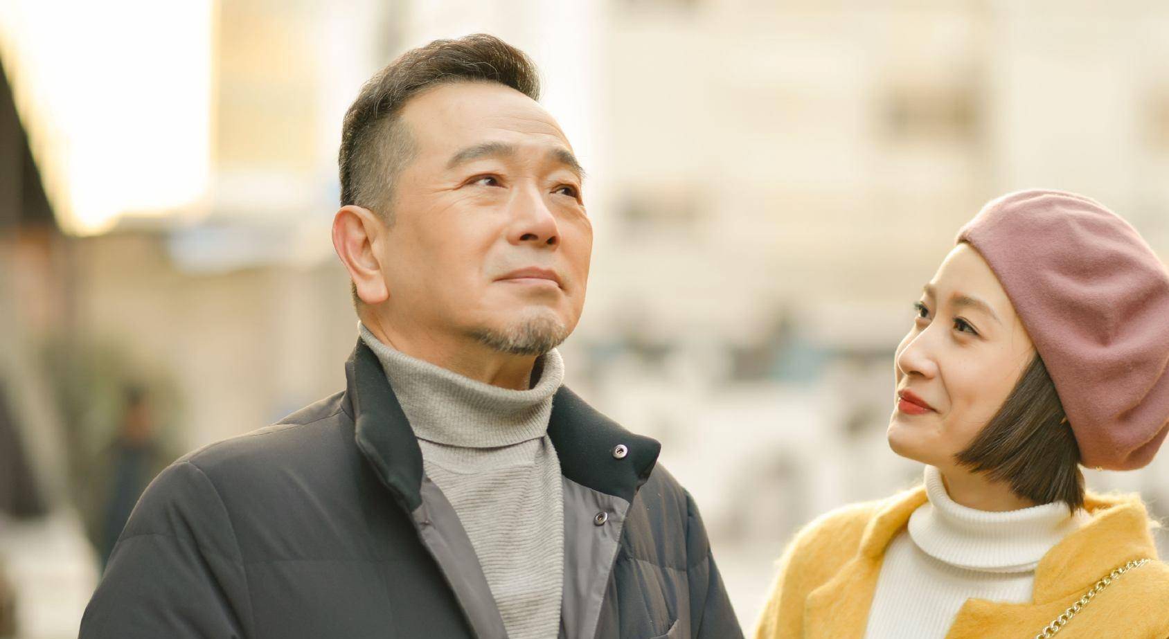 原创老戏骨张晨光：事业有成初心不忘，出道37年与妻恩爱至今零绯闻