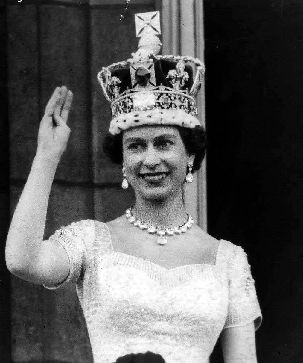 Ӣ�����ҵ�ʥ���»����ڣ����������ճɵ�һ����