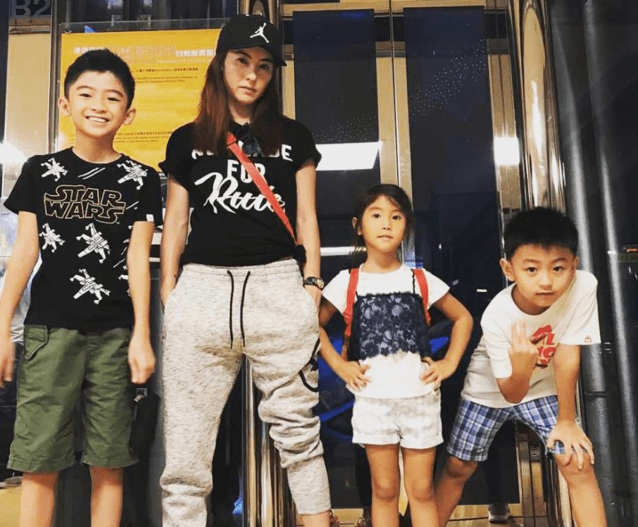 42���Ű�֥���������˳��ܣ�4̥�����������ϣ�չʾ�������� ...