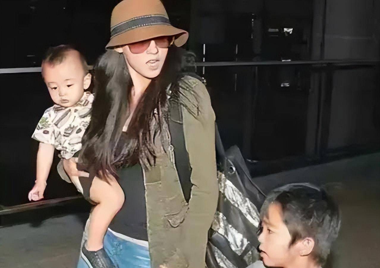 �Ű�֥���ű��ǣ���ս����������·ɻ�����������ı���˭ ...