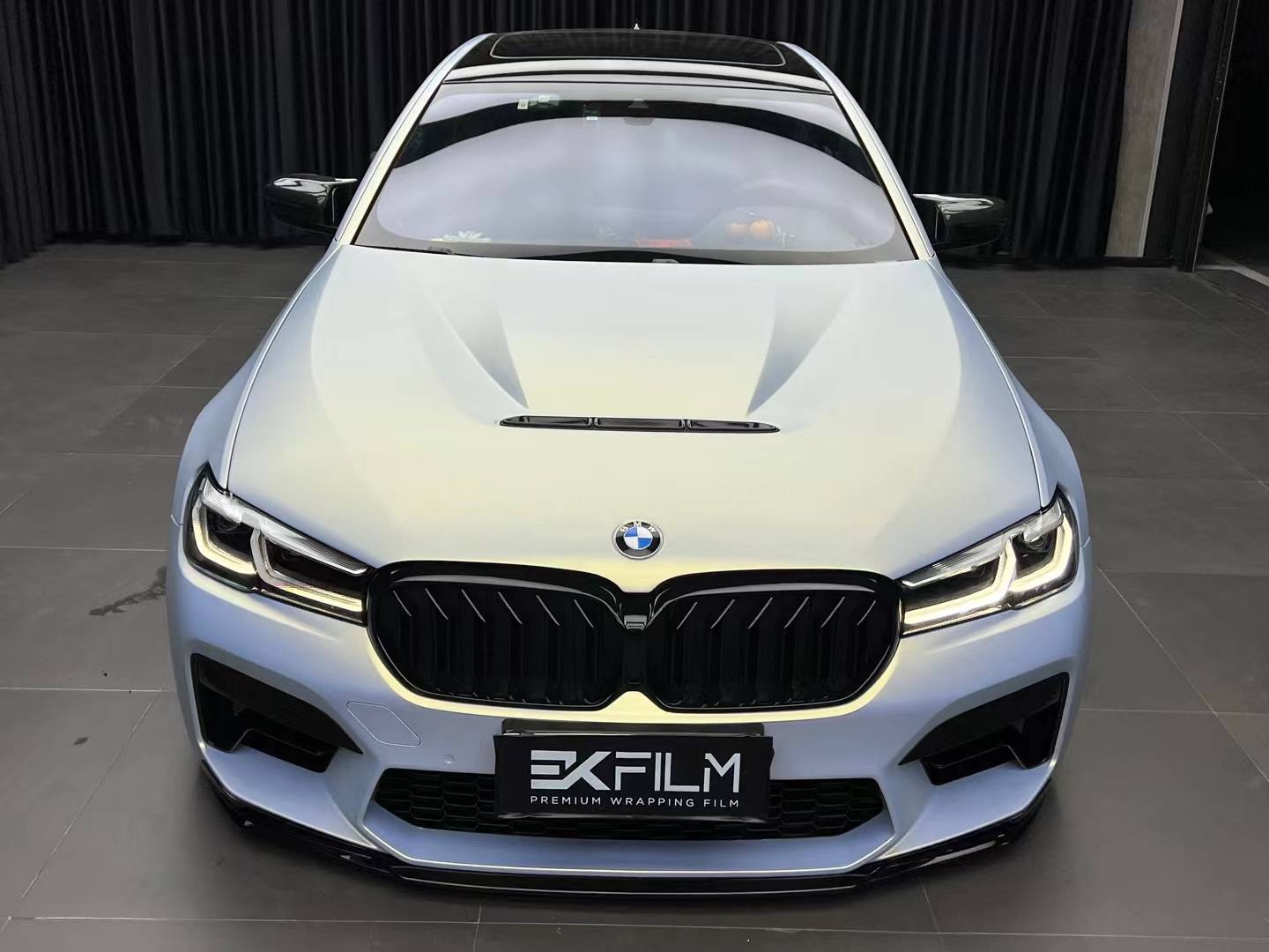 宝马BMW5- EKFILM改色膜远峰蓝魅金（亚），哑量感、四色渐变