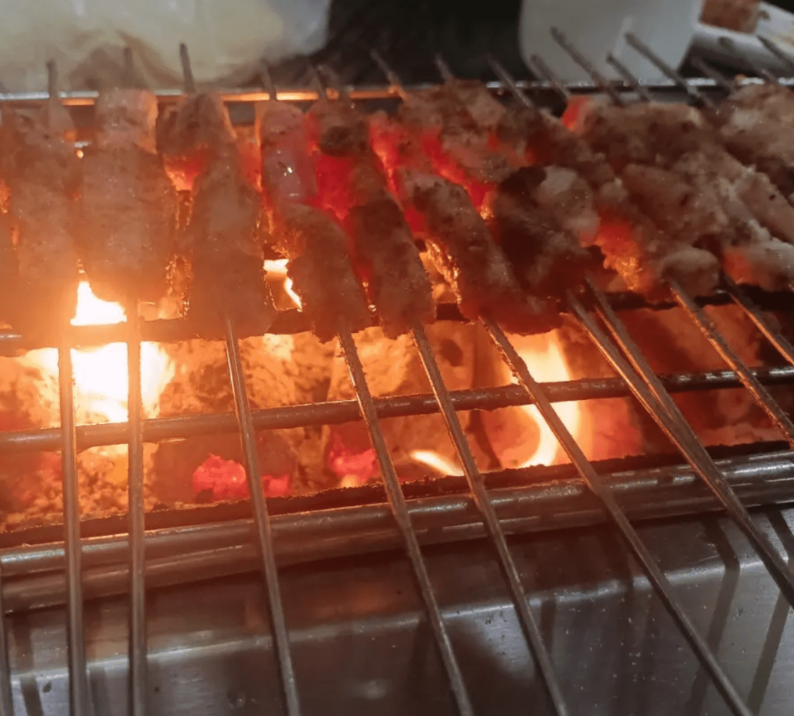 淄博烧烤为什么突然火了？淄博为何能凭借烧烤「出圈」？