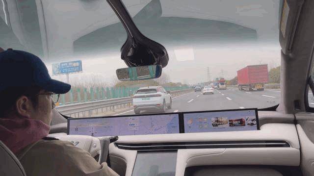 老司机开车稳在哪里 4c79e4cbda81433ebfba3230c10fa3d3.jpeg