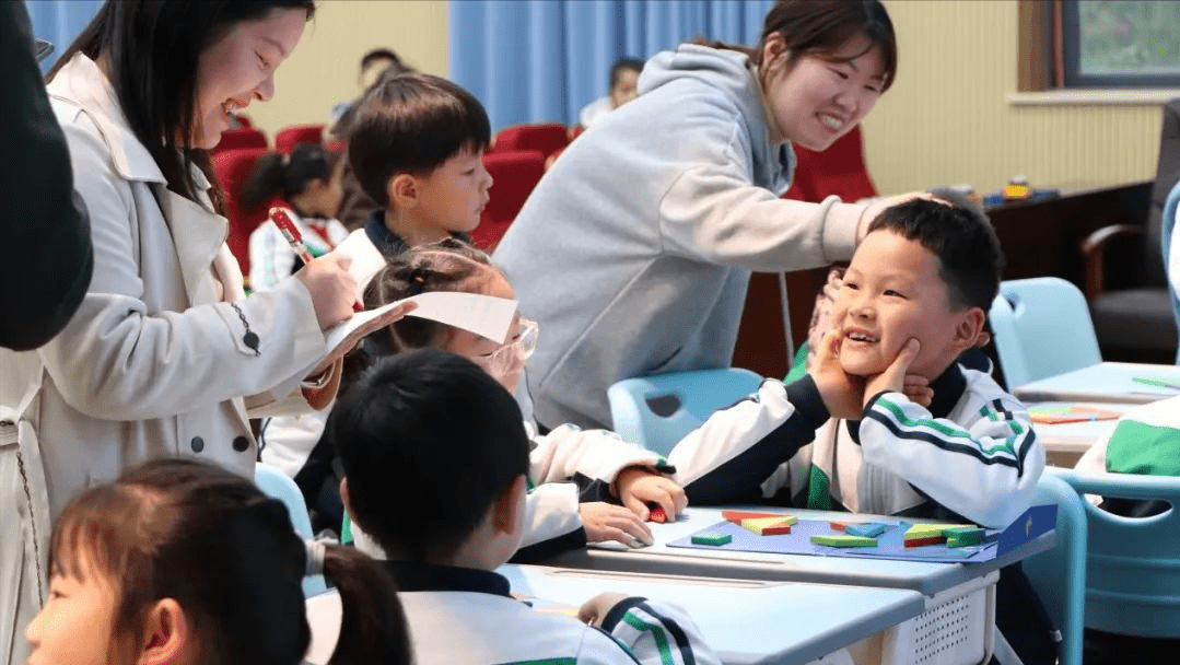 玩转益智游戏 浸润数学文化——阜阳阜南五小数学特色功课比拼赛