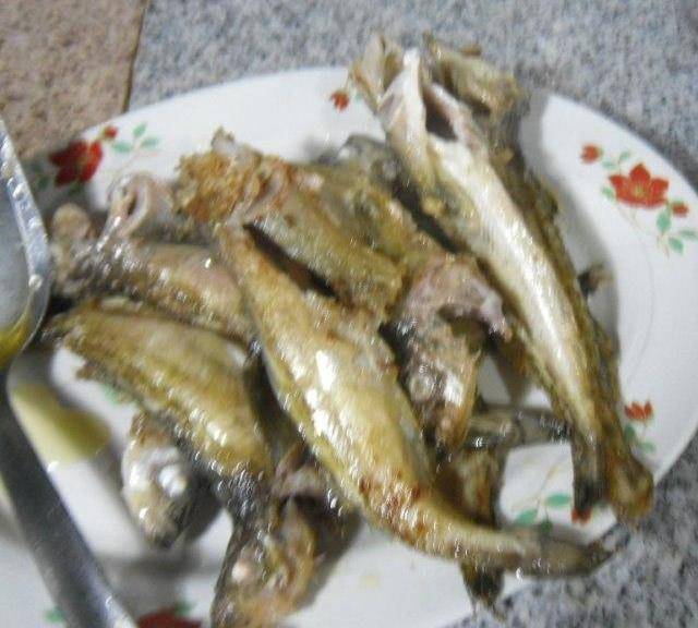 煎烧雷鱼，鱼肉细嫩，鲜香味美