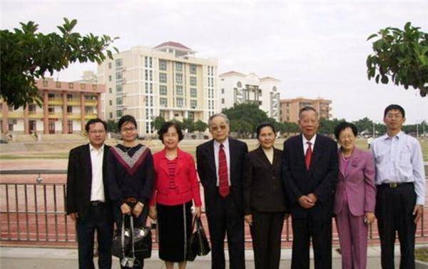 她是我国半导体研究的功臣4次申BBIN BBIN宝盈请院士落选今成“美国院士”(图8)