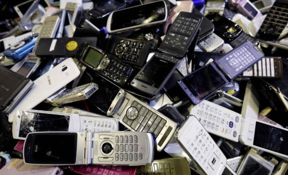 手机被摔坏:手机被回收后最后流向哪里