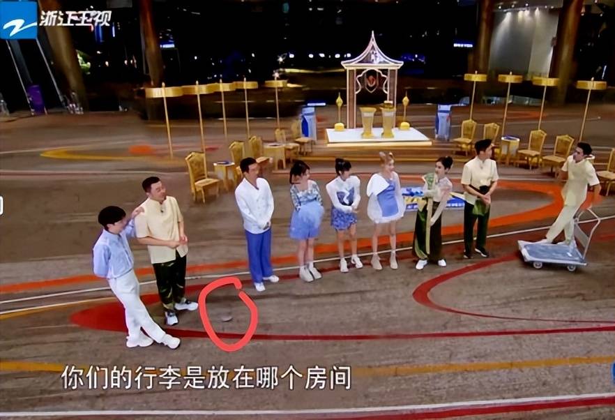 原创《奔跑吧》11期泰国篇又名消失的他，10个诡异之处你发现了吗