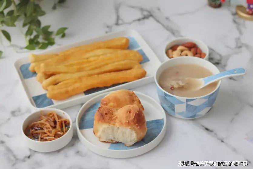 开云体育 开云官网孩子早餐少吃油条面包多吃这4样营养全面健脾开胃助消化
