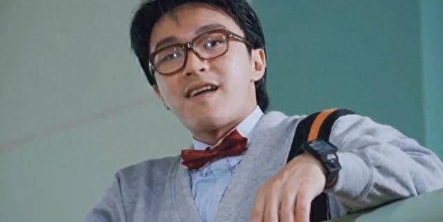 原创为什么戴眼镜比不戴眼镜更漂亮