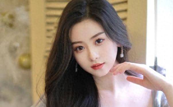原创黄晓明baby的脆弱爱情：世纪婚礼换不来白头偕老，如今已各自安好