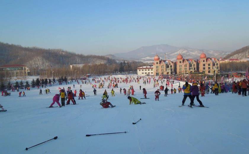 哈尔滨游玩一趟大概多少钱,哈尔滨旅游多少钱一个人雪乡旅游攻略