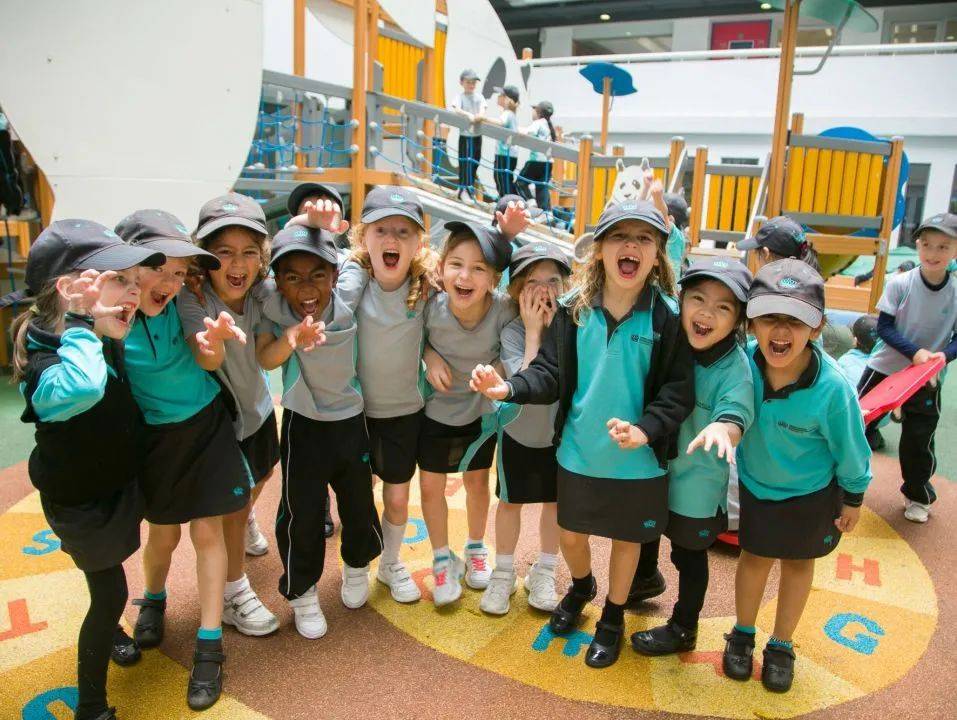 假如AI可以当老师,“人类教师”的存在价值是什么? 假如AI可以当老师,“人类教师”的存在价值是什么?