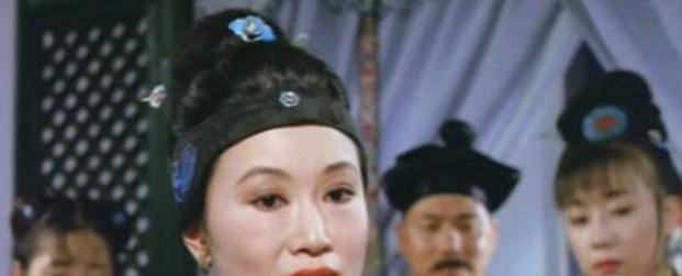 香港大导演李翰祥执导的风月系列里有一部《竹夫人》，讲述的是一个瓷器