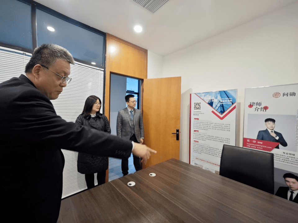 江苏问勋律师事务所与江苏省苏州市吴中公证处签署战略合作协议