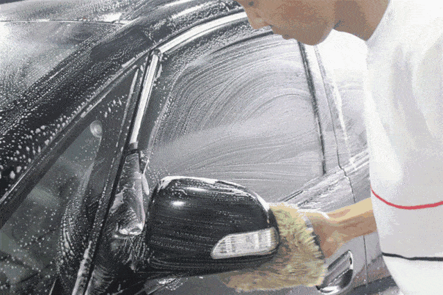 9元优享门市价90元洗车套餐,标准蜡水洗车3次(机洗加手洗 车内除尘)