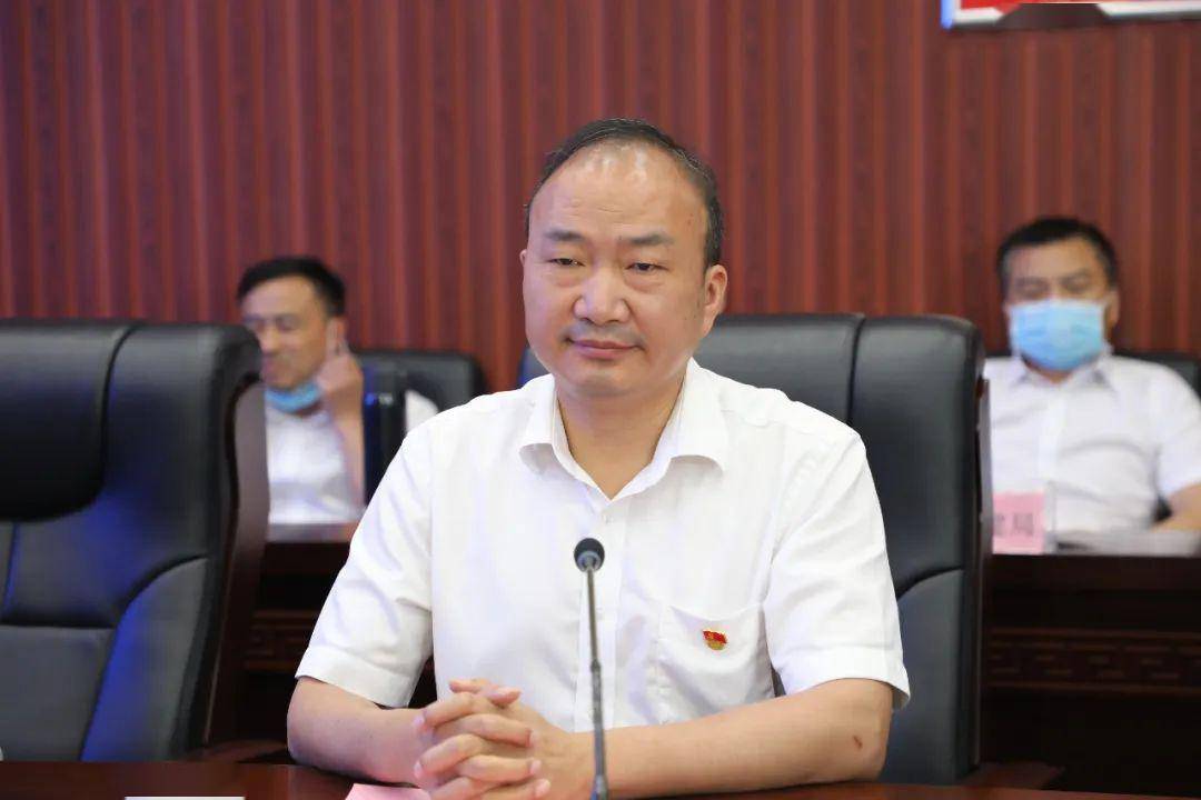 区委书记杨博指出,项目的签约必将开启湘东农旅融合发展的新征程,示范