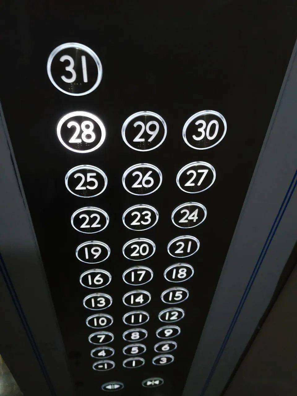 06 上海三菱电梯