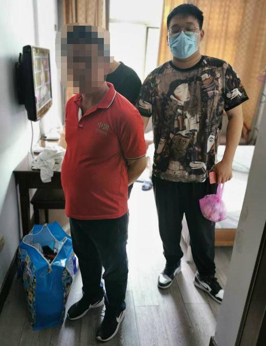 恋物癖人口_恋物癖内裤收藏图片(3)
