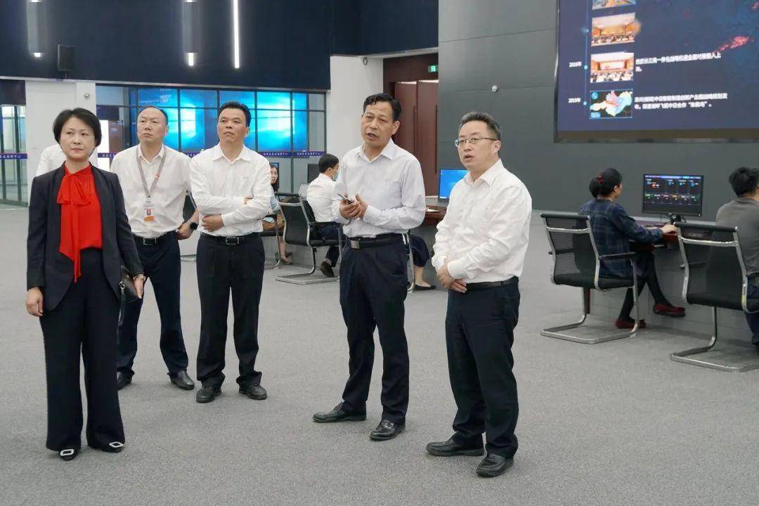 相城区领导调研区集成指挥中心