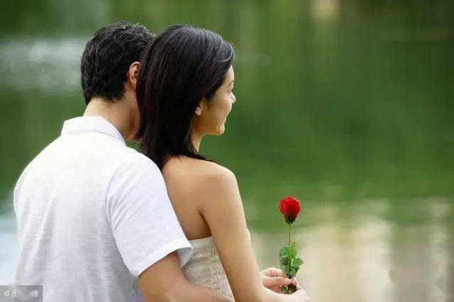 撩40岁的中年女人3句话就够了一撩一个准