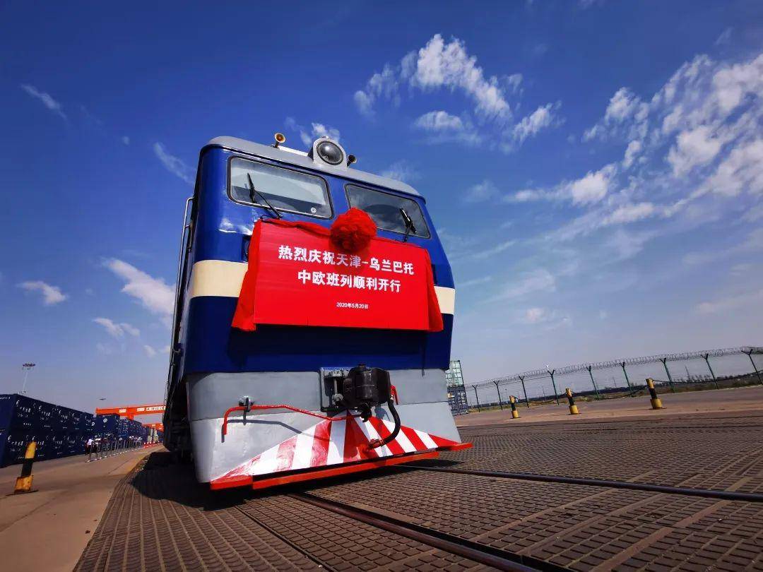 国际网红火车 673746393ef34eef98e7cb9f73d91ed3.jpeg