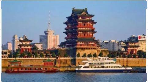 著名的三大名楼 b7d5a1eae06a4afca697beaa9057ffc1.jpeg