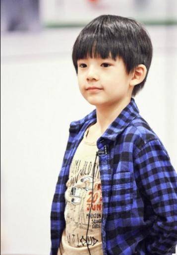 怎么看小孩长大帅不帅 9a80d7cb14b9448eb6d3d8e60bfcb2dc.jpeg