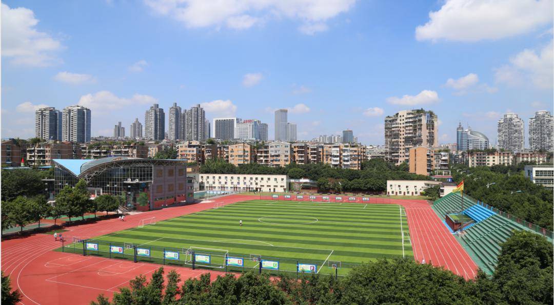 寄望天立教育,将泸州天立春雨学校(旗舰校)建设列入全市重大民生工程