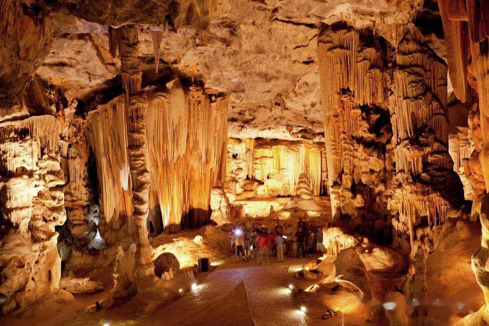 图集:地下宝藏——全球最独特的洞穴