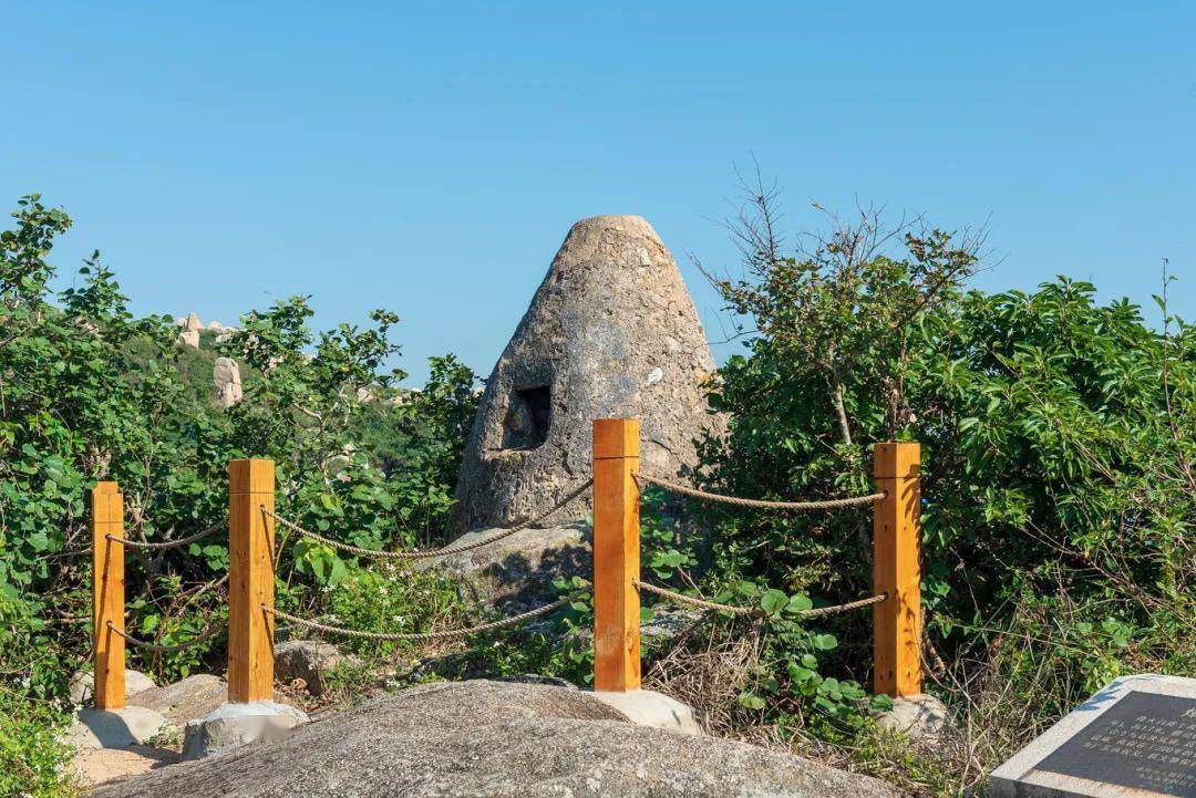 五,石景长廊 石景长廊位于东澳岛东澳湾海边的山脚处,从东澳岛景区