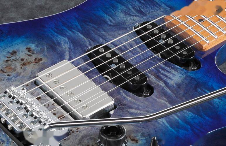 ibanezaz226pb爆裂天蓝渐变吉他为你带来崭新的世界