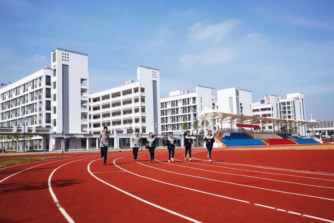 2020惠州初中学校排名_惠州市第一中学2020年招聘第二批学科骨干教师公告