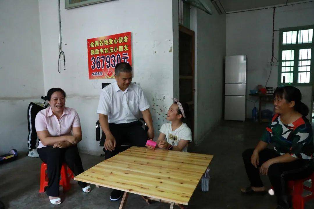 天峨县有多少人口_青海省有多少人口(2)