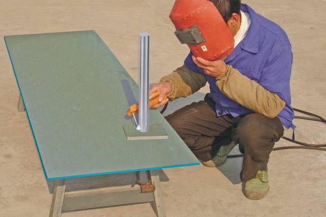 初级电焊焊接多用途技术性实践机械设备
