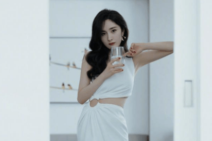 杨幂和闺蜜逛街,被陌生男子搭讪,网友:我也想搭讪!