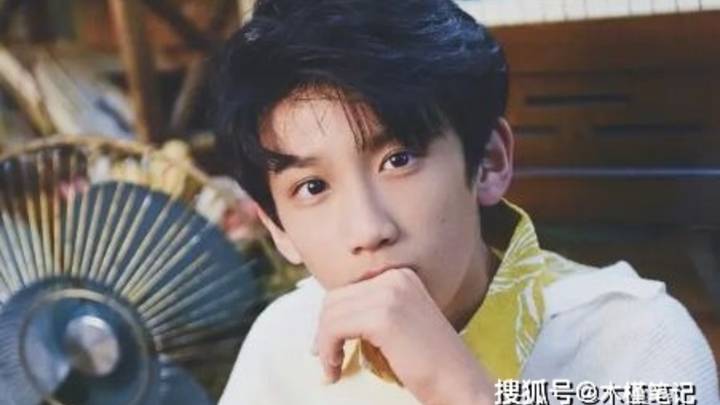爱豆陈泗旭塌房,与前女友大尺度聊天记录曝光,你怎么看?