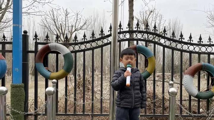 如何培养一个自立自强,独立能力很强的孩子?