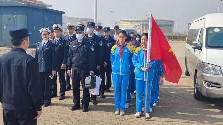 你会去海上祭英烈吗?