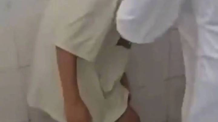 重庆霸凌事件后,施暴方提出赔偿1万元,你怎么看?