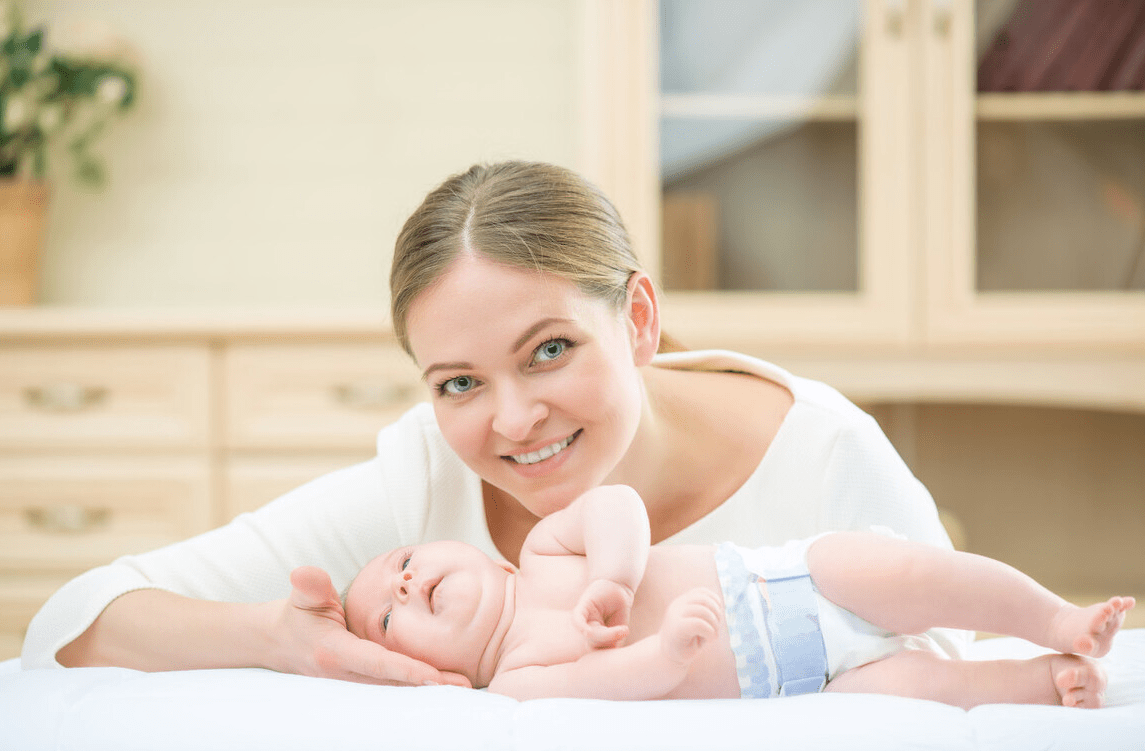 哺乳期妈妈喝酒,宝宝醉了奶?妈妈要知道这些妨碍宝宝健康的行为