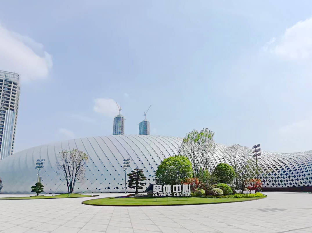 2022杭州亚运会场馆杭州奥体中心索乐图光导管项目完美竣工