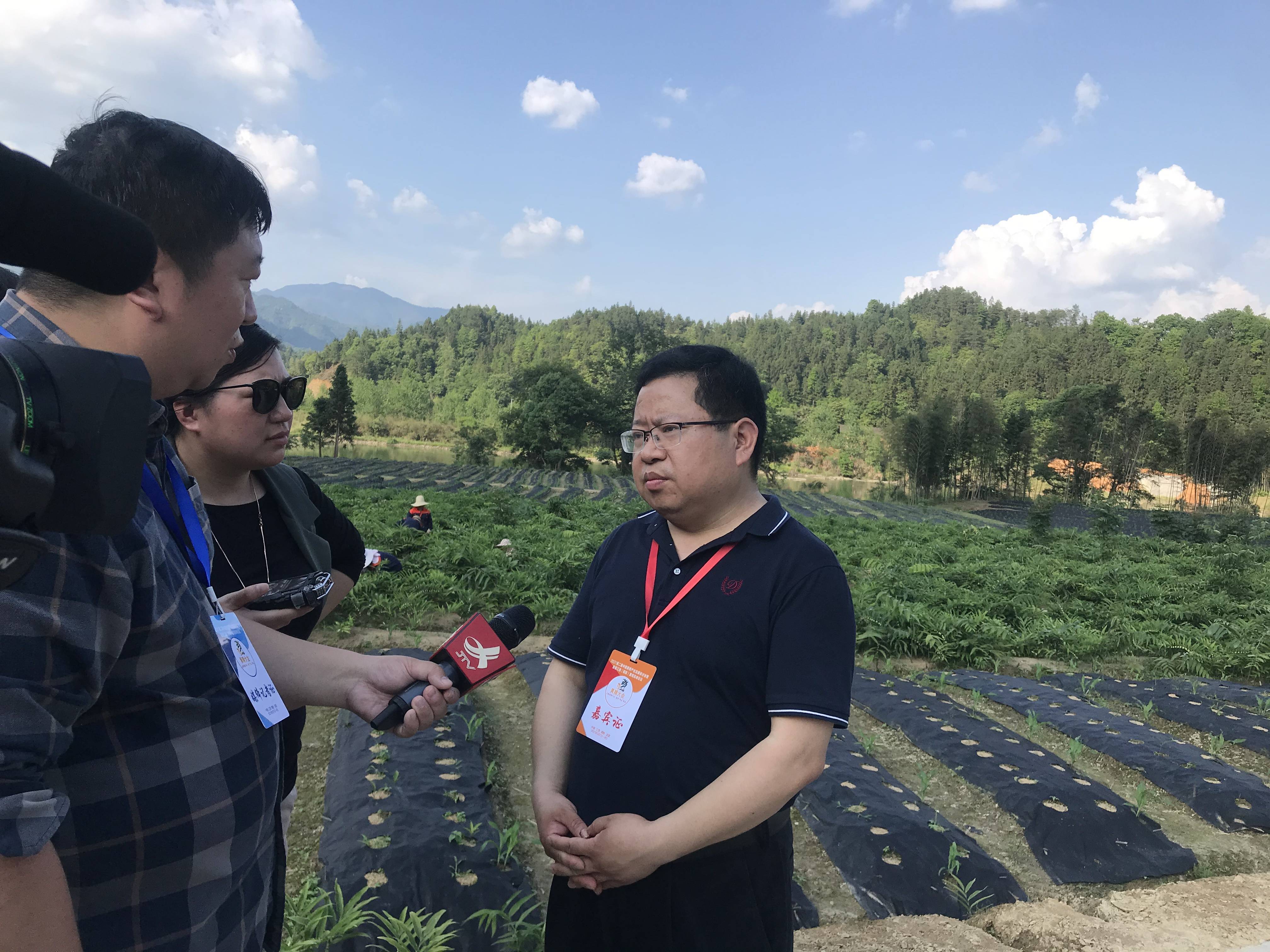 香港商报:江西铜鼓县:打响品牌 推动"黄精"变"黄金"