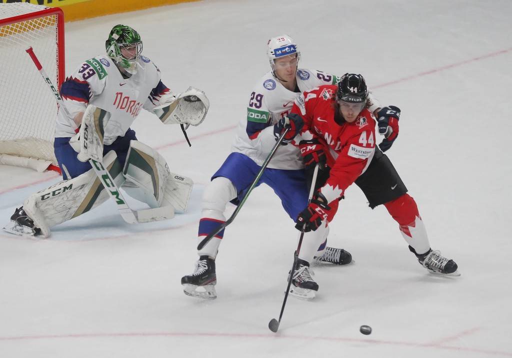 加拿大国家男子冰球队(英语:canada men"s national ice hockey team