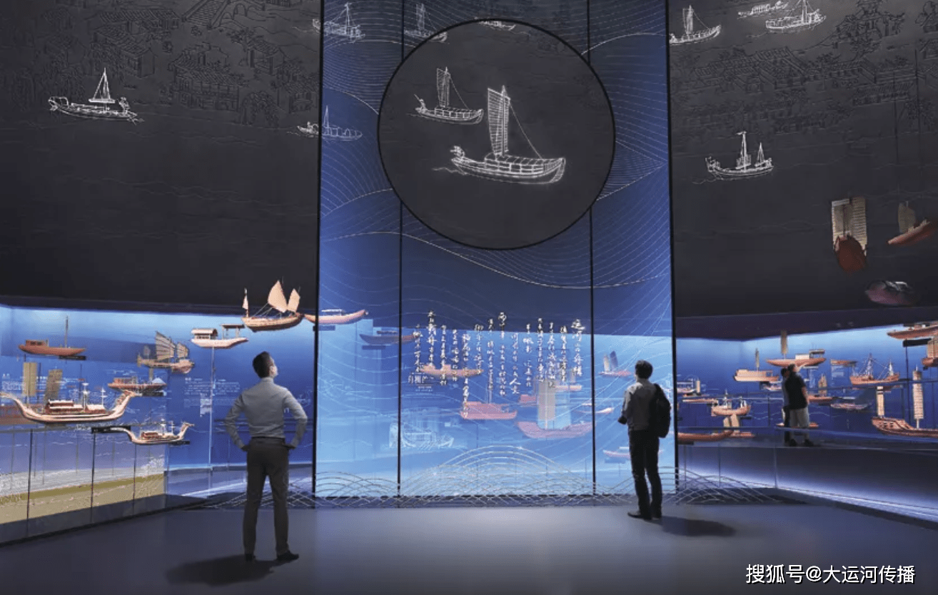 展览以"水""运""诗""画"四个篇章,阐释中国大运河文化