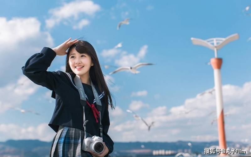 性感美女时尚写真:校园学生妹少女治愈系笑容,清纯