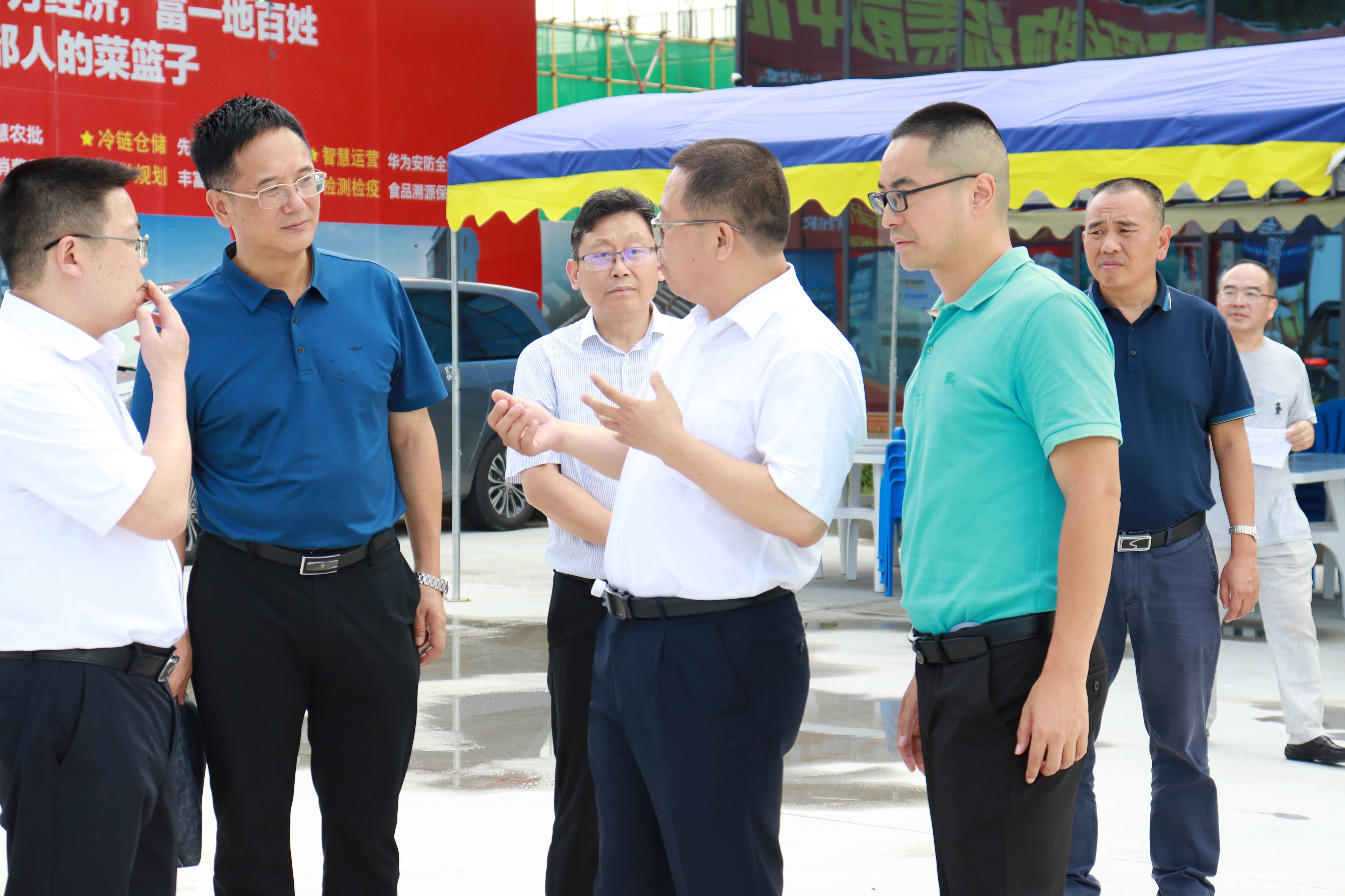 原创南充市人大常委会副主任陈圣伦一行莅临中国供销云月国际冷链城